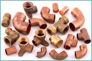 медни тръбни фитинги за запояване Снимка: Медни тръбни фитинги за запояване