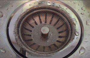 мрежа за отвора за оттичане на мивката Снимка: мрежа на отвора за оттичане на мивката