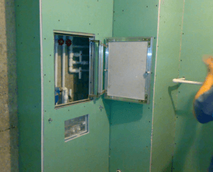 Снимка: Кутия за водопровод за баня