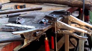 Устройства за заваряване на профилни тръби Снимка: Приспособления за заваряване на профилни тръби