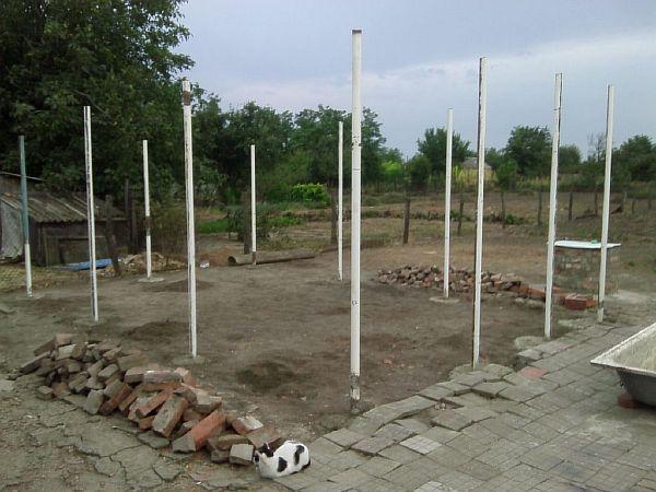 ние изграждаме рамка Снимка: Изграждане на рамка за гараж