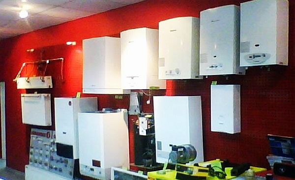 газови котли в стенни и подови версии Снимка – газови котли в стенни и подови варианти