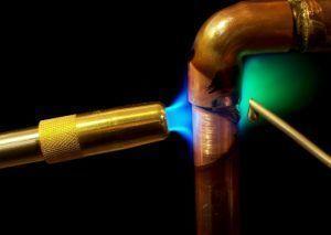 Как да запоявате медни тръби Снимка: Как да запоявате медни тръби