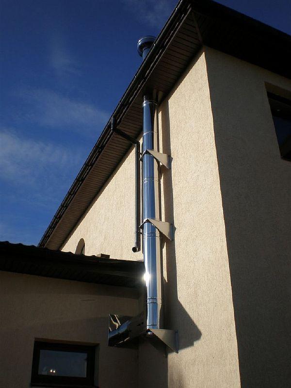 Крепежните елементи се произвеждат на разстояние от два метра Снимка: Крепежните елементи се произвеждат на разстояние от два метра.