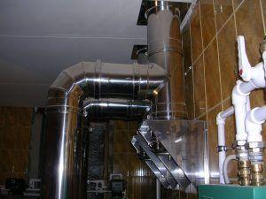 комин, изработен от поцинкована стоманена тръба Снимка: Комин от поцинкована стоманена тръба