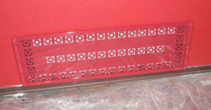 Декорирана отоплителна магистрала в апартамента Снимка 3. Отоплителна магистрала в апартамент, декориран с фалшива стена