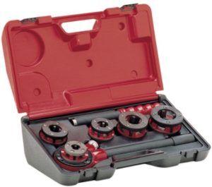 комплект за дърворезба Снимка: Комплект за рязане на резба