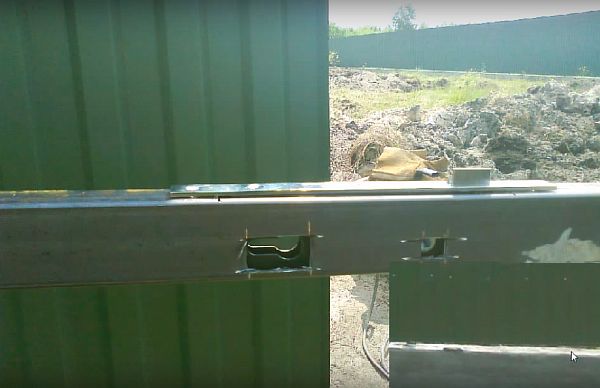 Рязане в ключалката Снимка - Врезна ключалка