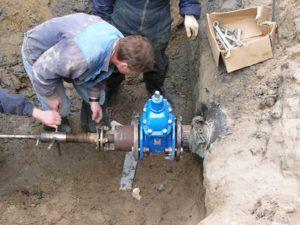 ремонт на спирателни клапани Снимка – ремонт на спирателни кранове