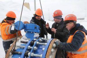 установка запорной на водопровод Снимка - монтаж на спирателен вентил на главен водопровод