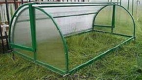 Снимка - Оранжерия, изработена от профилни тръби