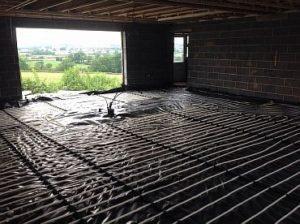 Снимка - Монтаж на наземна система за топла вода