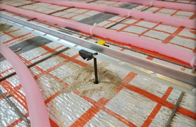 Снимка - монтаж на маяци