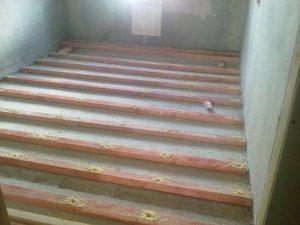 Снимка - Монтаж на дървени греди