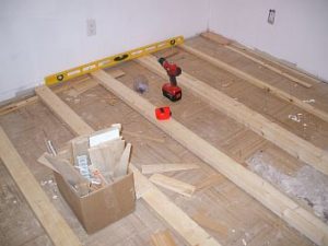 Снимка - Монтаж на трупи в баня