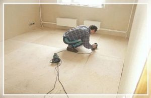 Снимка - Полагане на подложка от линолеум