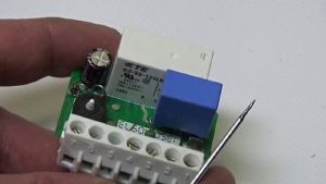 Снимка - Връзките се затягат