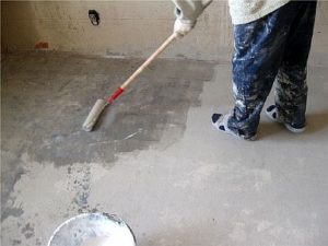 Снимка - Почистване на подови настилки