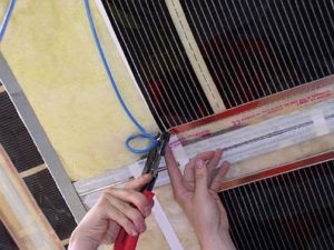 Снимка - Филмът е свързан