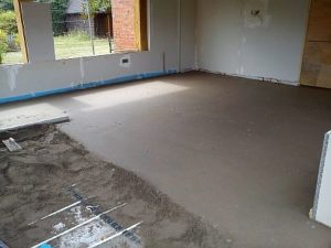 Снимка - Изливане на бетонна замазка