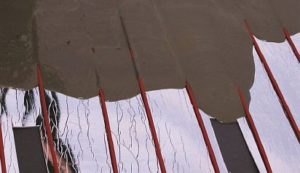 Снимка - Изливане на замазката