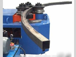 Снимка - Класически огъвач на тръби