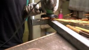 Снимка - Шевовете се почистват