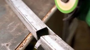 Снимка - Страничните панели се отрязват