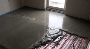 Снимка - Изливане на замазката