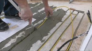 Снимка - Монтаж на кабели в канали