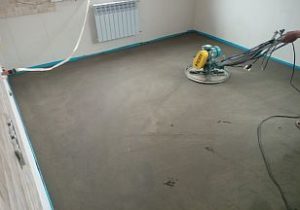 Снимка - Изливане на замазката