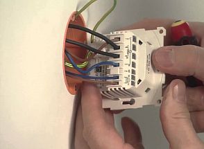 Инфрачервено подово отопление под ламиниран паркет – от монтаж и избор до монтаж