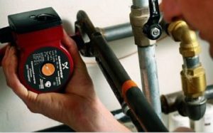 Снимка - Монтаж на помпа