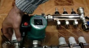 Снимка - Поставяне на термоглавата