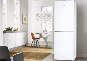 Снимка: Хладилник на подово отопление