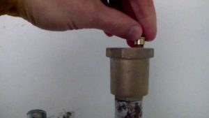 Снимка - Изпускане на въздух от системата