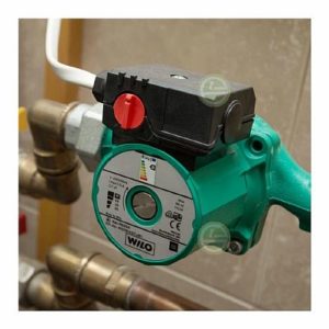 Снимка - Помпата се включва