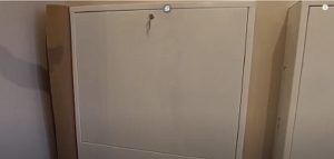 Снимка - Шкаф с оборудване за управление на подово отопление