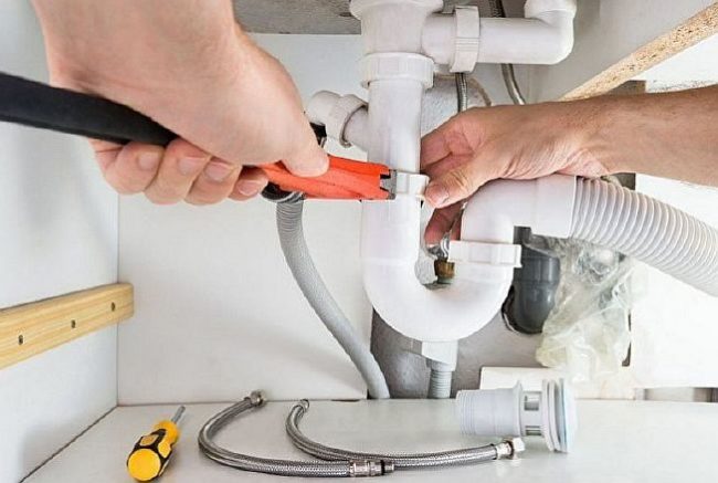 Снимка - Монтаж на сифон