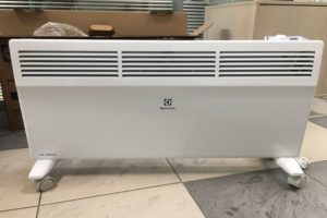 Снимка: Електрическа батерия Electrolux ECH/AS-2000 MR