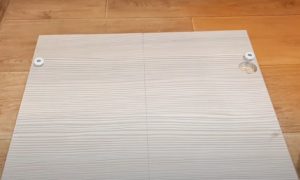 Снимка - Закрепване на крепежни елементи с винтове