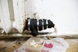 Скоба и уплътнение