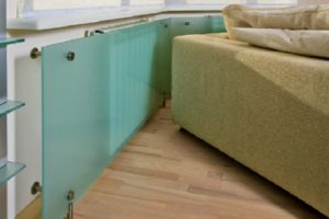 Снимка - скриване на батерията зад стъклен екран