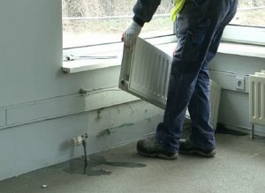 Снимка - Премахване на старата батерия