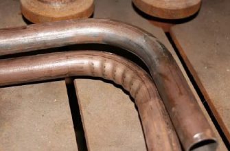 Снимка: огъване на тръба с огъвач на тръби