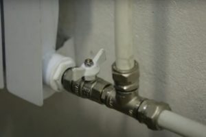 Снимка - Завършена батерия с термостат