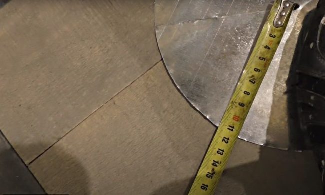 Снимка: Поцинкован стоманен кръг с диаметър 11,5 см за чадър