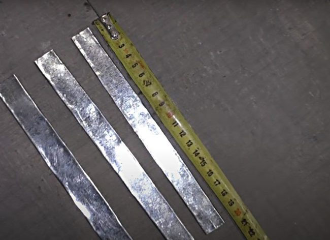 Снимка на ленти за стойка за чадър