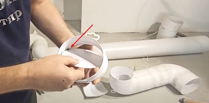 Снимка: Монтиране на амортисьора в обновените държачи