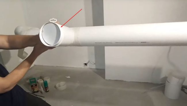 Снимка на въздушен клапан в тройник